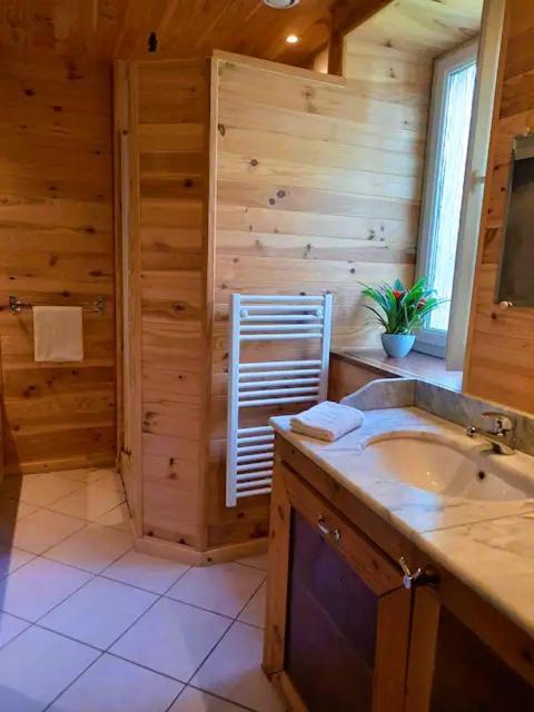 Chambres D'Hotes De Charme Entre Bayeux Et Les Plages Du Debarquement Sommervieu Екстериор снимка